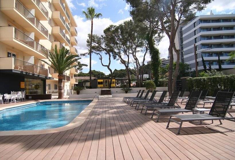 Cabot Tres Torres Apartments