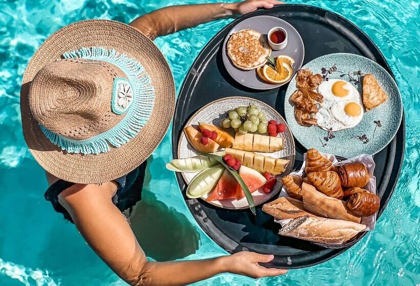Esmeralda Resort