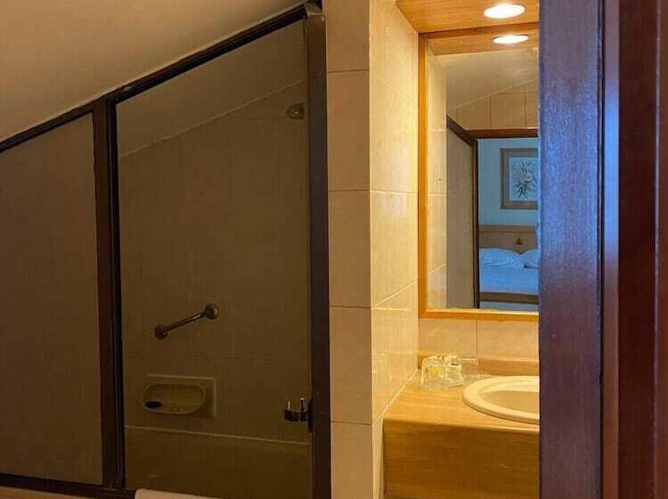 ホテル Abba Presidente Suites Puerto Montt