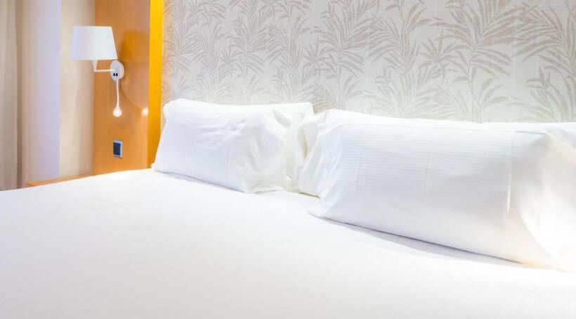 ホテル Abba Rambla