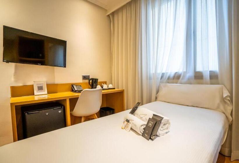 ホテル Abba Rambla