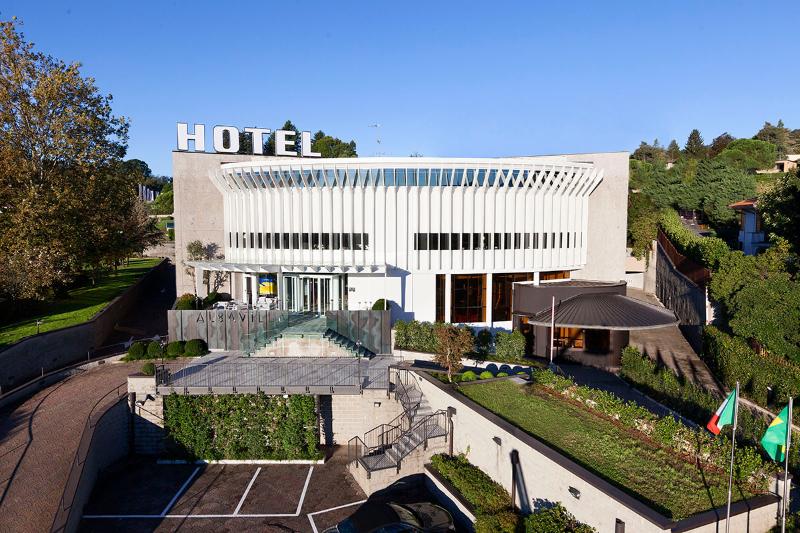 Albavilla Hotel & Co