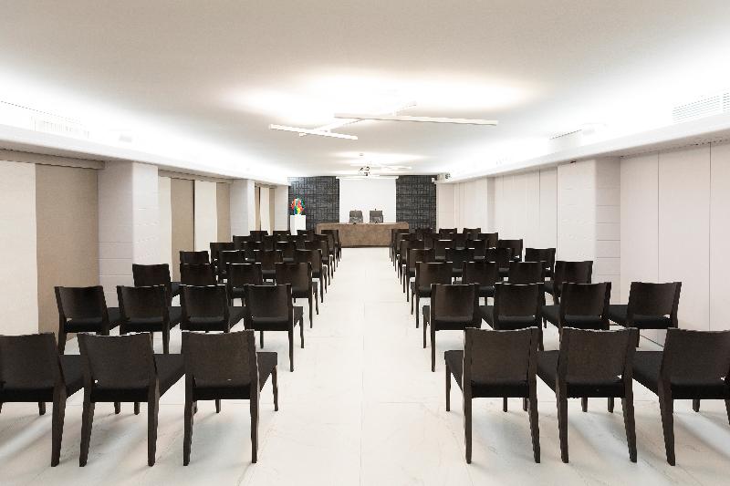 Albavilla Hotel & Co