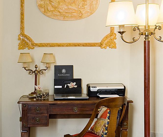 هتل Palazzo Magnani Feroni