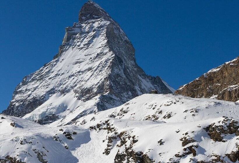 בית מלון כפרי Ambassador Zermatt