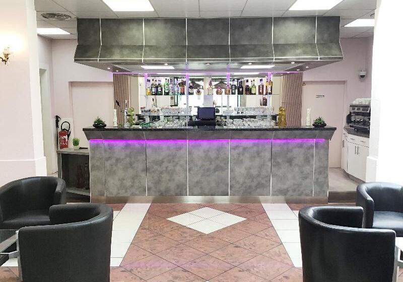 هتل Hôtel Angelic