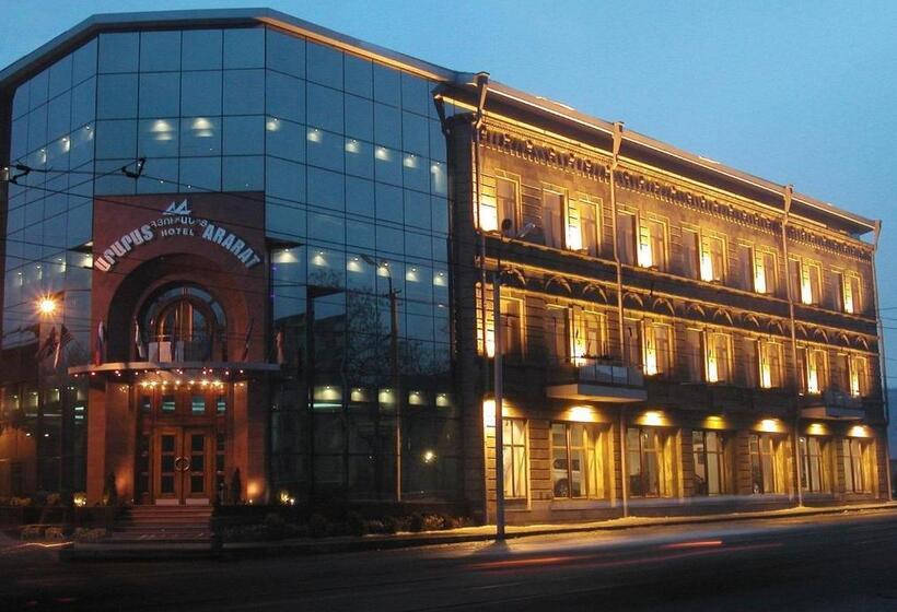 호텔 Ararat