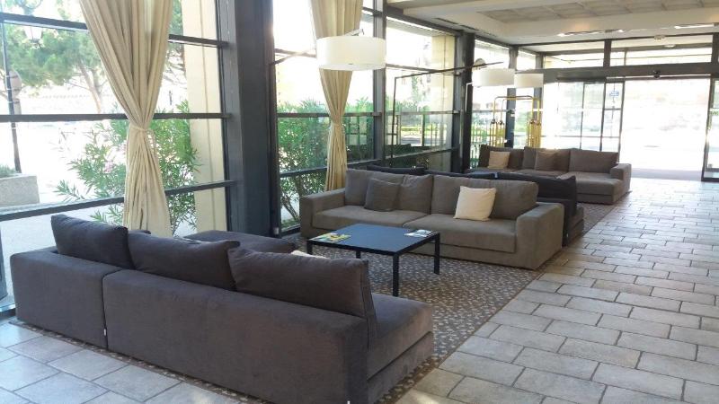 هتل Avignon Grand