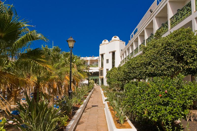 Отель Blue Sea Costa Bastian