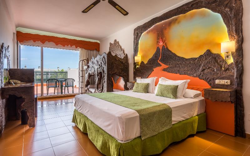 Отель Blue Sea Costa Bastian