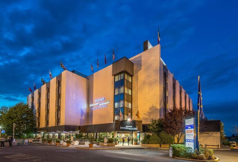 هتل Bologna Airport