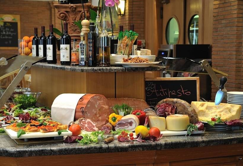 هتل Bologna Airport