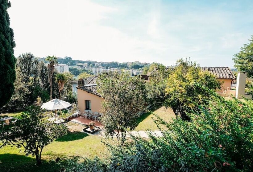 Отель Borgo Grondaie