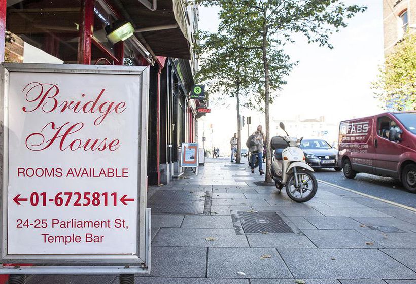 בית מלון כפרי Bridge House Dublin