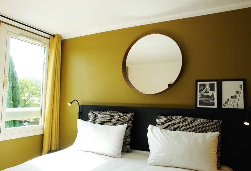 Brit Hotel Marseille Aéroport