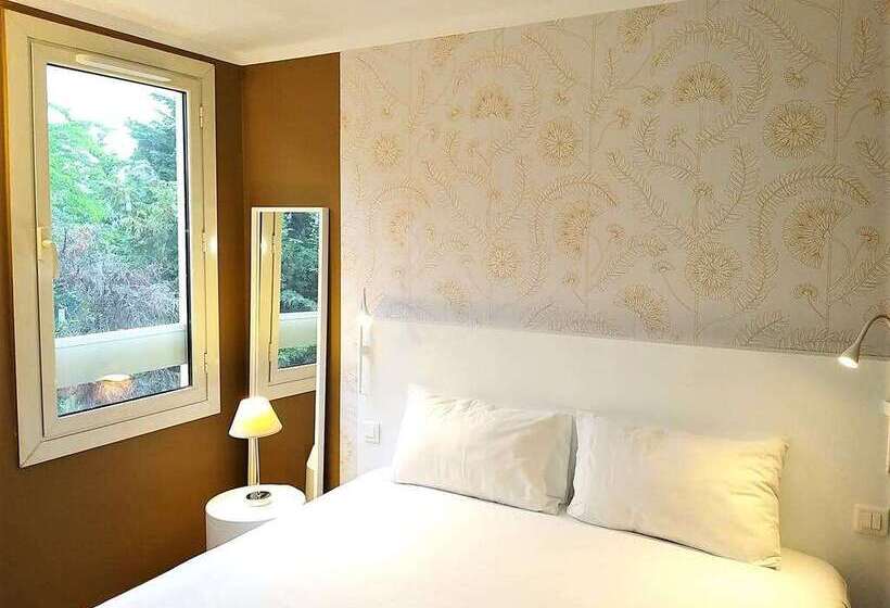 Brit Hotel Marseille Aéroport