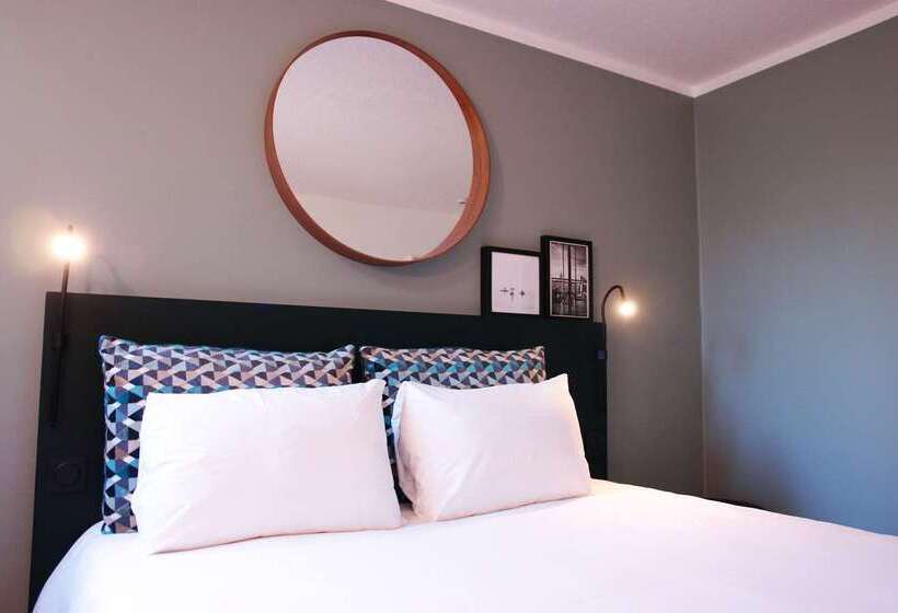 Brit Hotel Marseille Aéroport