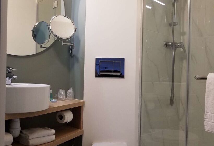 Brit Hotel Marseille Aéroport