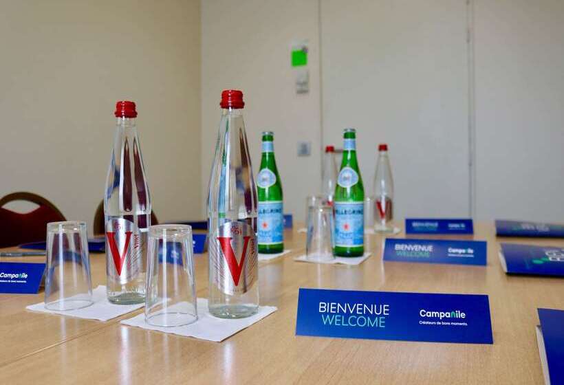 ホテル Campanile Marne La Vallee  Bussy Saint Georges