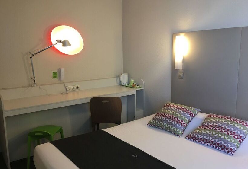 ホテル Campanile Marne La Vallee  Bussy Saint Georges