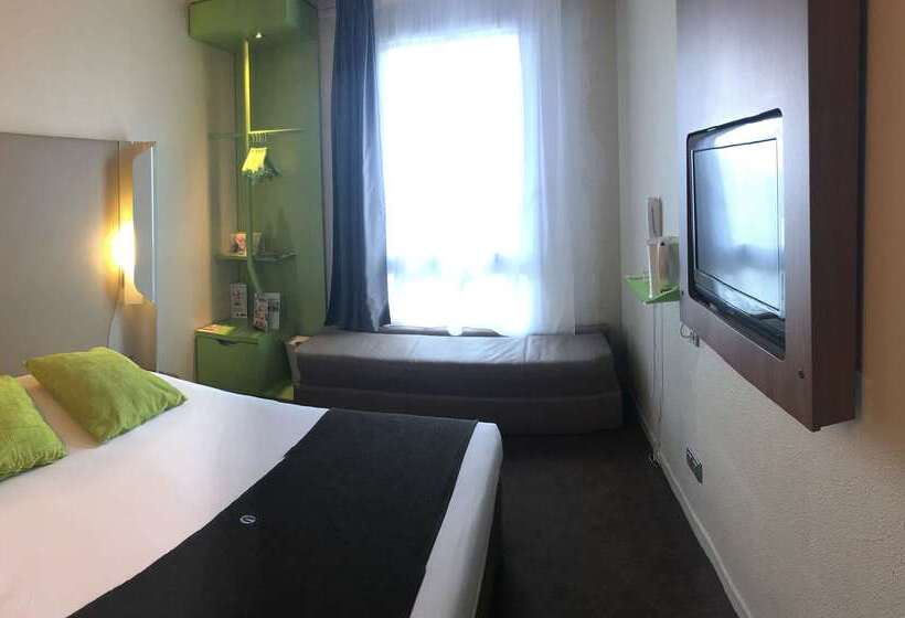 ホテル Campanile Marne La Vallee  Bussy Saint Georges