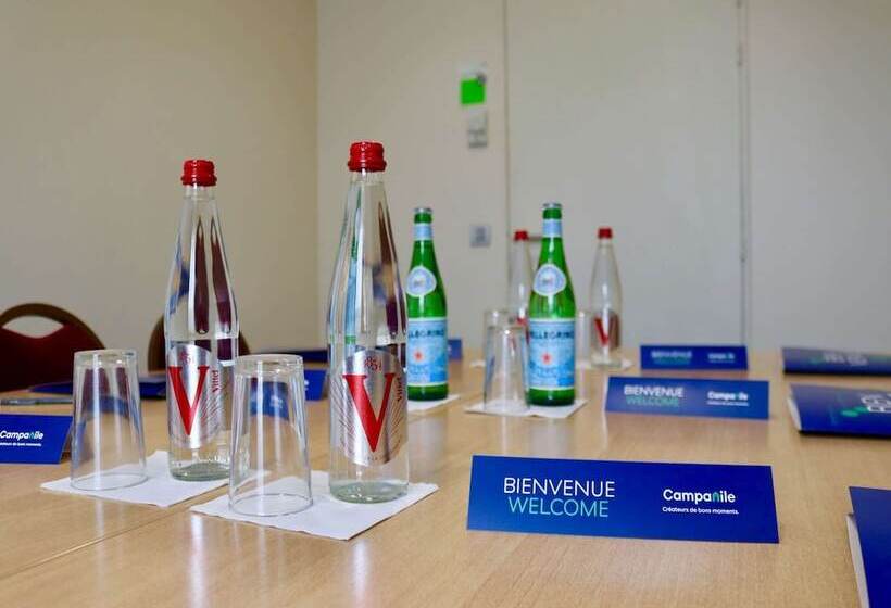 ホテル Campanile Marne La Vallee  Bussy Saint Georges