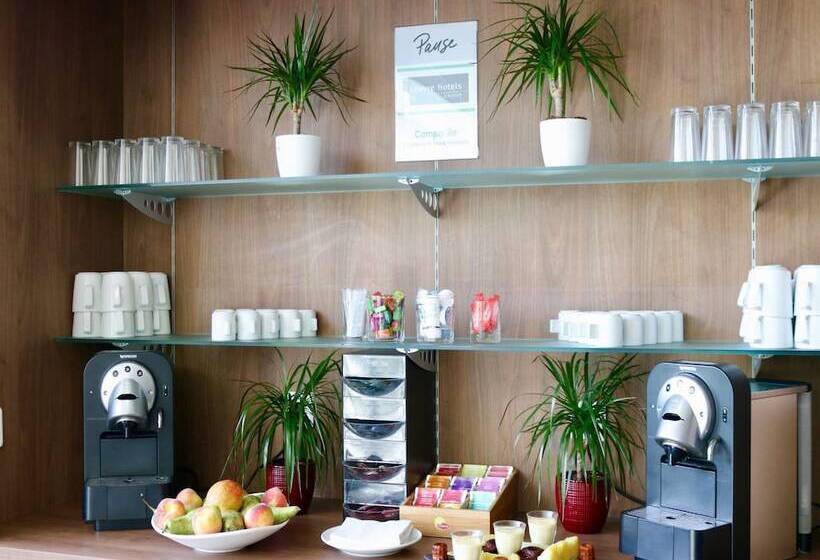 ホテル Campanile Marne La Vallee  Bussy Saint Georges