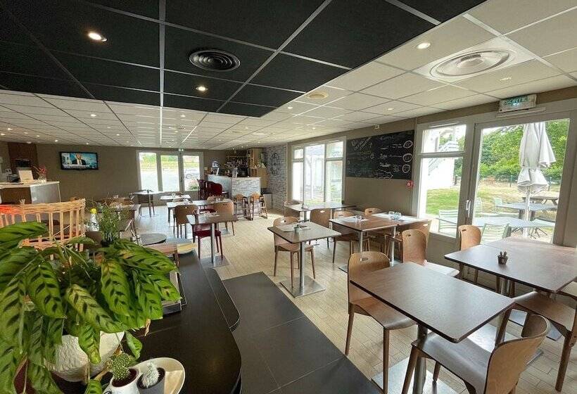 ホテル Campanile Roissy  Saint Witz