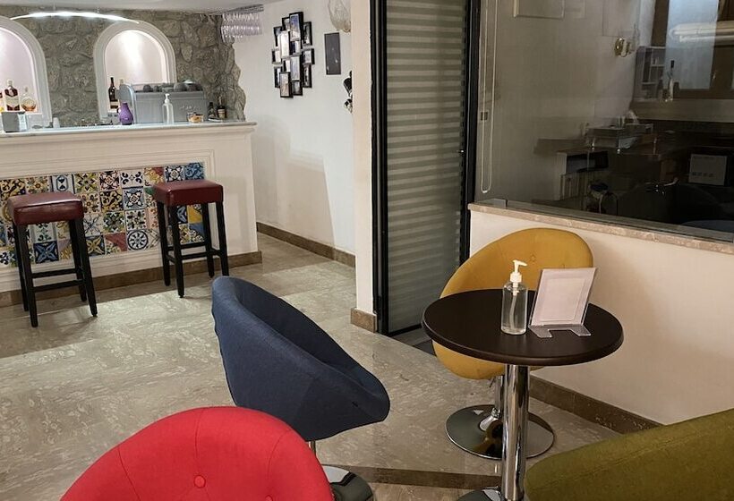 فندق Capri Bougainville