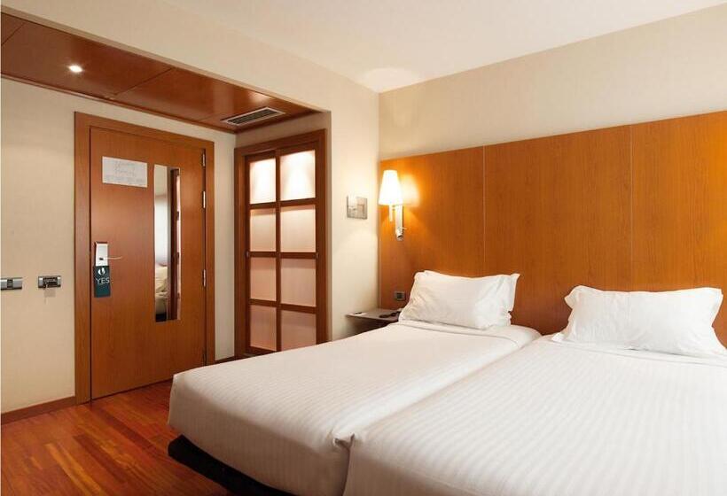 فندق Ciutat Martorell