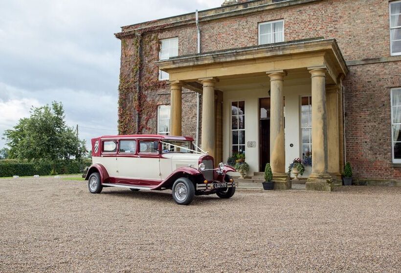 Отель Classic Lodges Solberge Hall