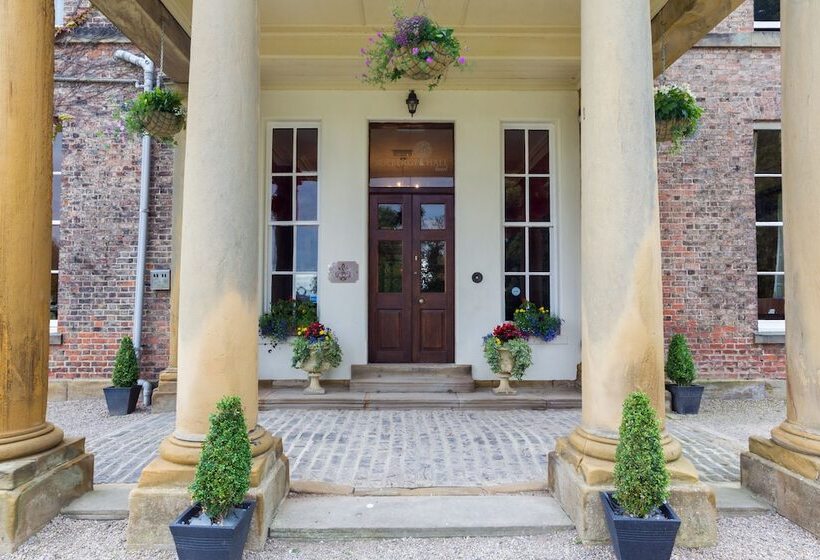 Отель Classic Lodges Solberge Hall