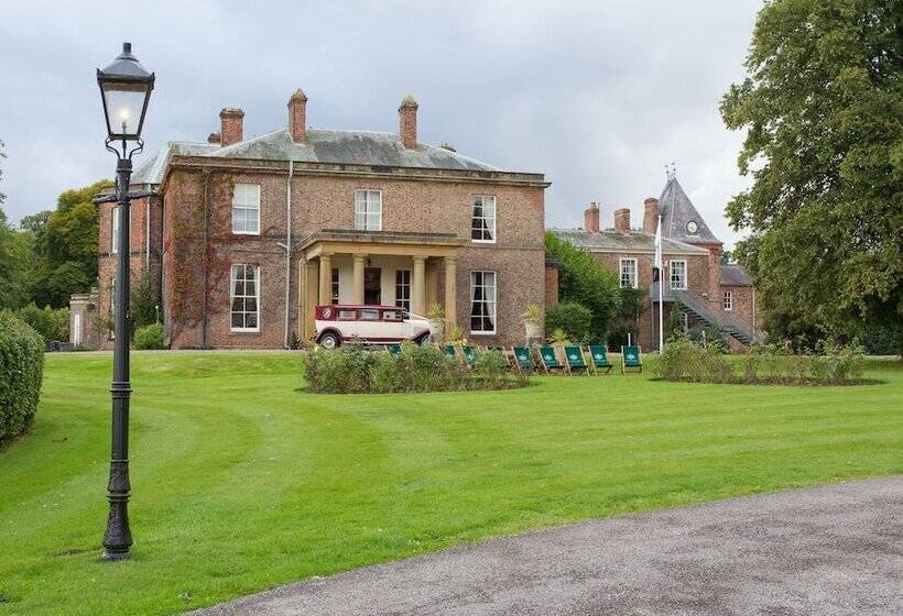 Отель Classic Lodges Solberge Hall