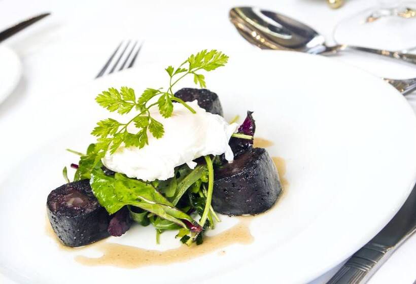 Отель Classic Lodges Solberge Hall