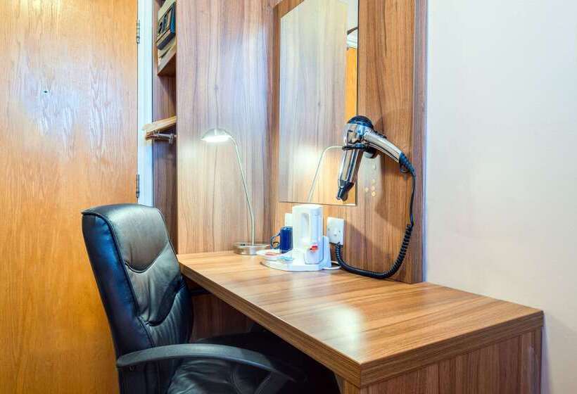 호텔 King S Cross Express Inn