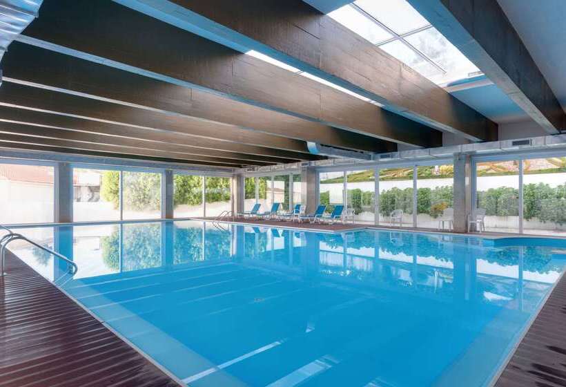 ホテル Covilha Doña Maria Affiliated By Meliá