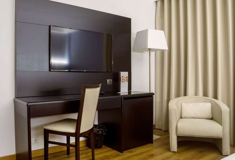 ホテル Covilha Doña Maria Affiliated By Meliá