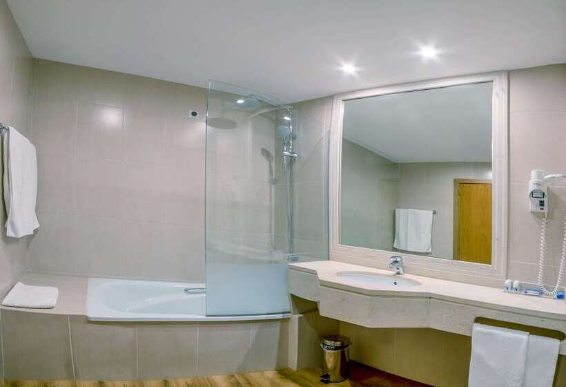 ホテル Covilha Doña Maria Affiliated By Meliá