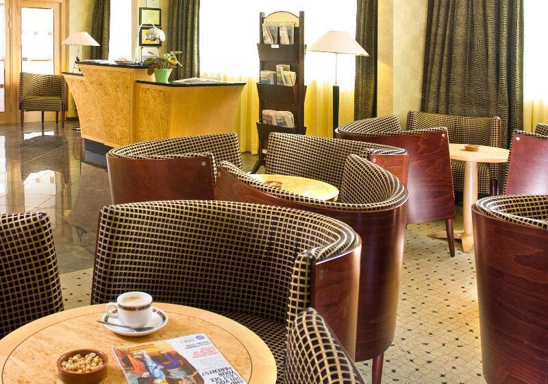 호텔 Crowne Plaza Liverpool John Lennon Airport, An Ihg