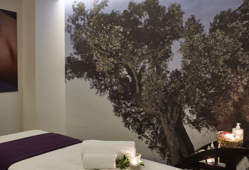 ホテル Dassia Chandris & Spa