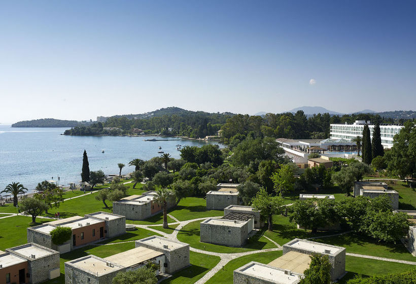 ホテル Dassia Chandris & Spa