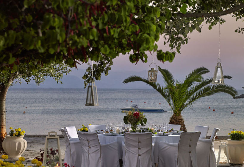 ホテル Dassia Chandris & Spa