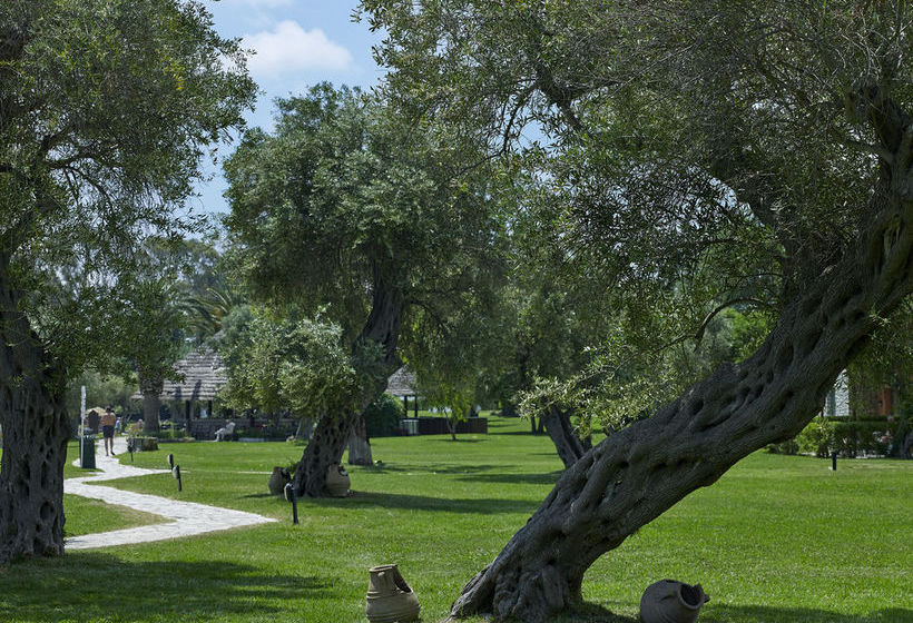 ホテル Dassia Chandris & Spa