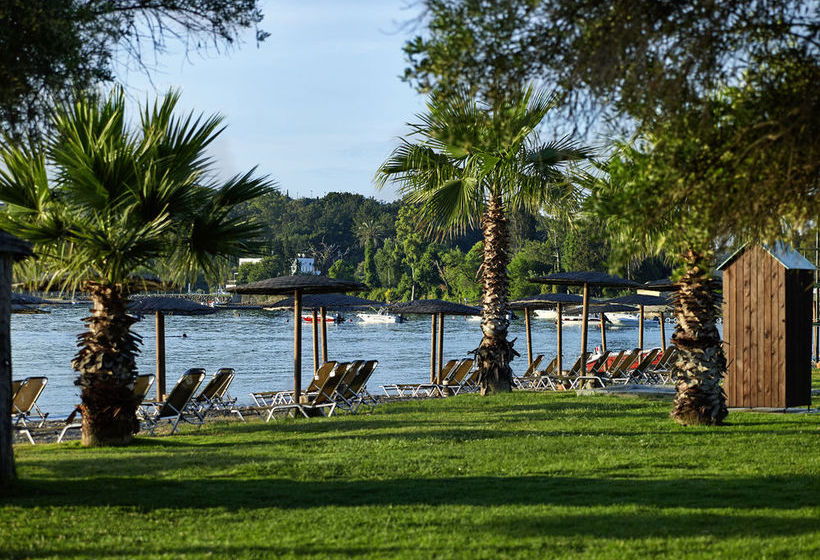 ホテル Dassia Chandris & Spa