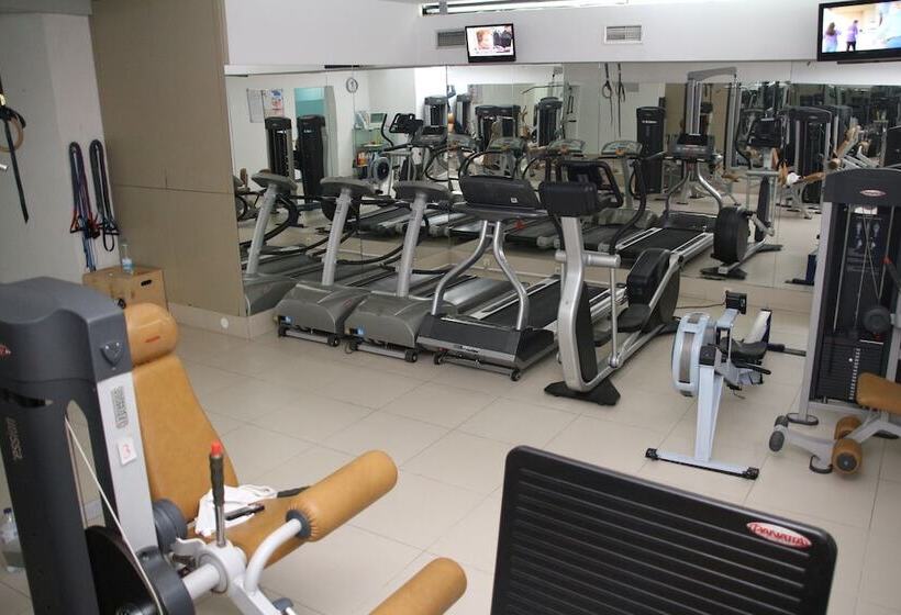 호텔 De Ilhavo Plaza & Spa