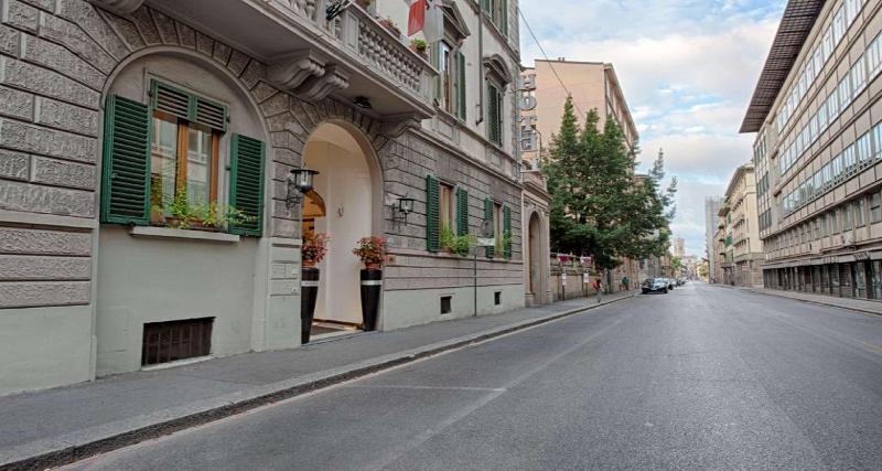 De La Pace, Sure Hotel Collection By Best Western