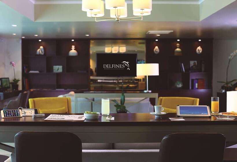 Delfines Hotel & Convention Center