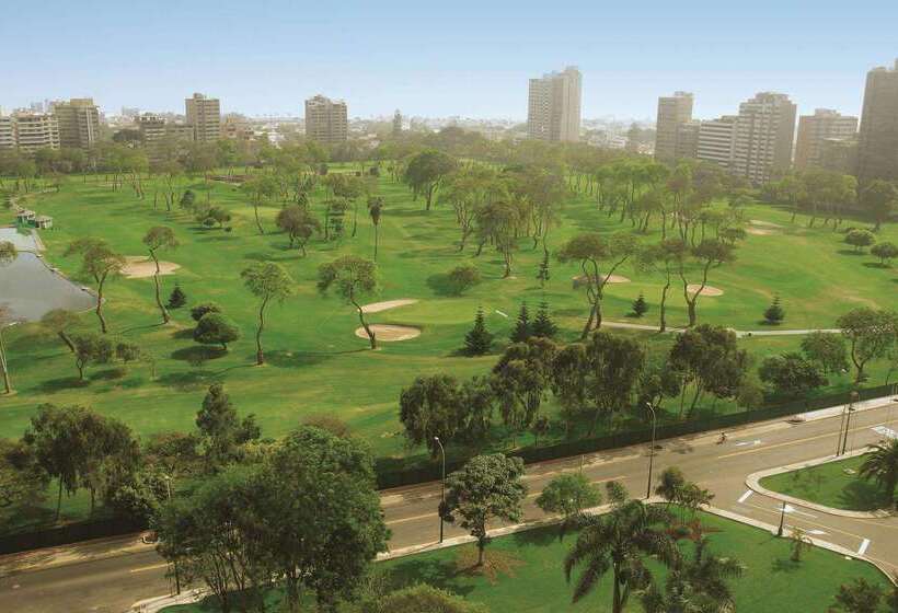 Delfines Hotel & Convention Center