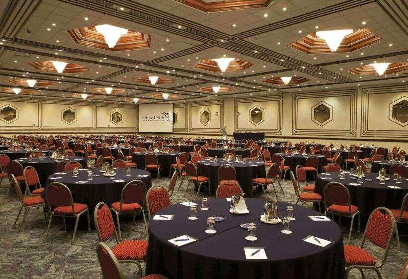 Delfines Hotel & Convention Center