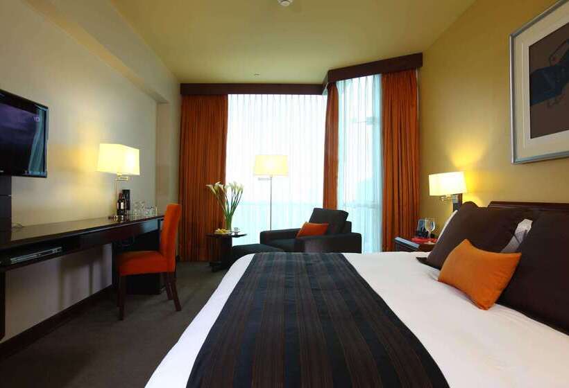 Delfines Hotel & Convention Center